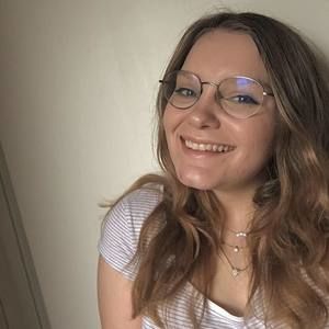 Meet your Posher, Madeleine